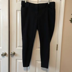 Loft plus black pants US SZ 16.  Skinny leg